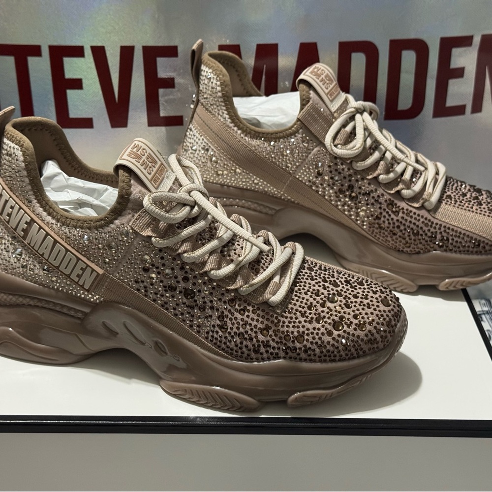 NEW! Mistica Steve Madden woman’s brown Sneakers size 8 - Picture 2 of 6